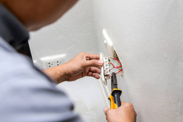 Best Commercial Electrician Services  in Rising Sun Lebanon, DE